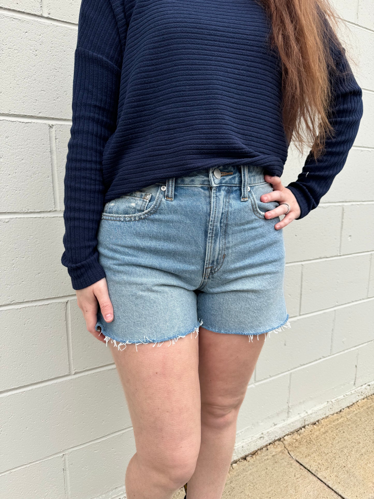 HR Side Slit Short