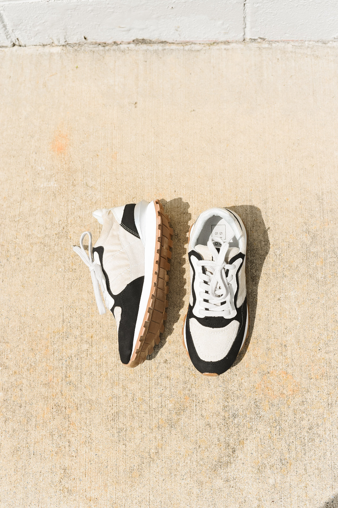 Phoebe Sneaker