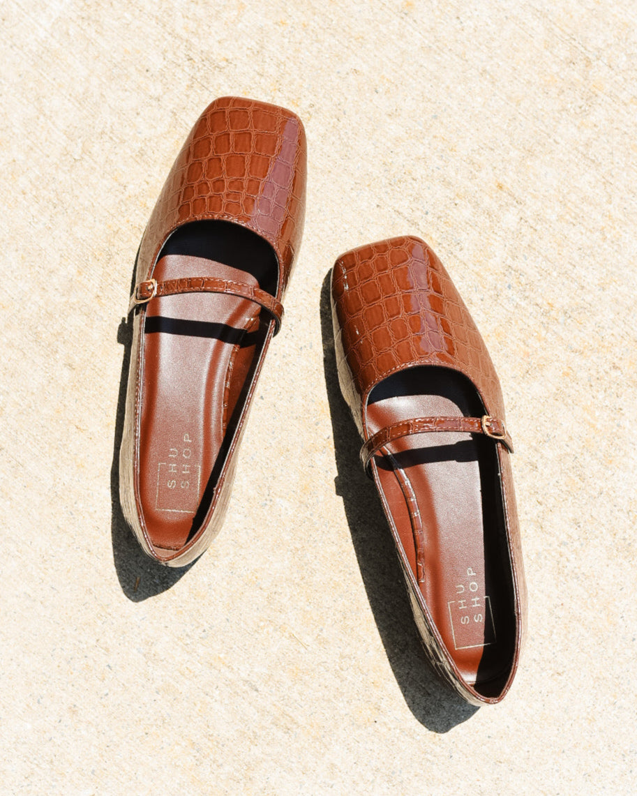 Adele Flats