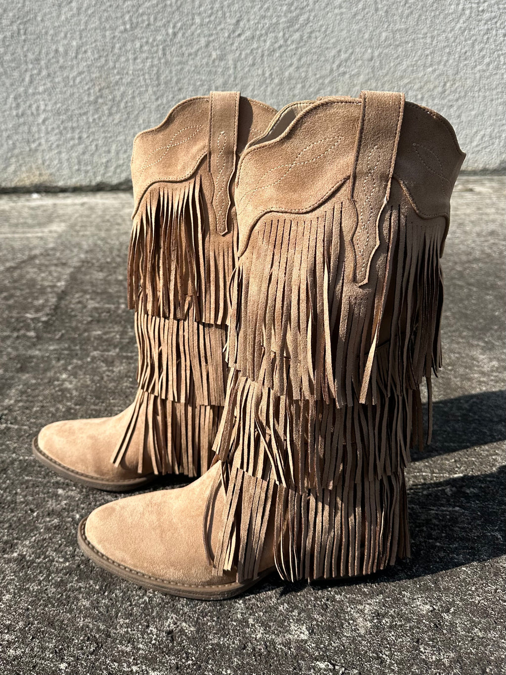Saloon Fringe Boots