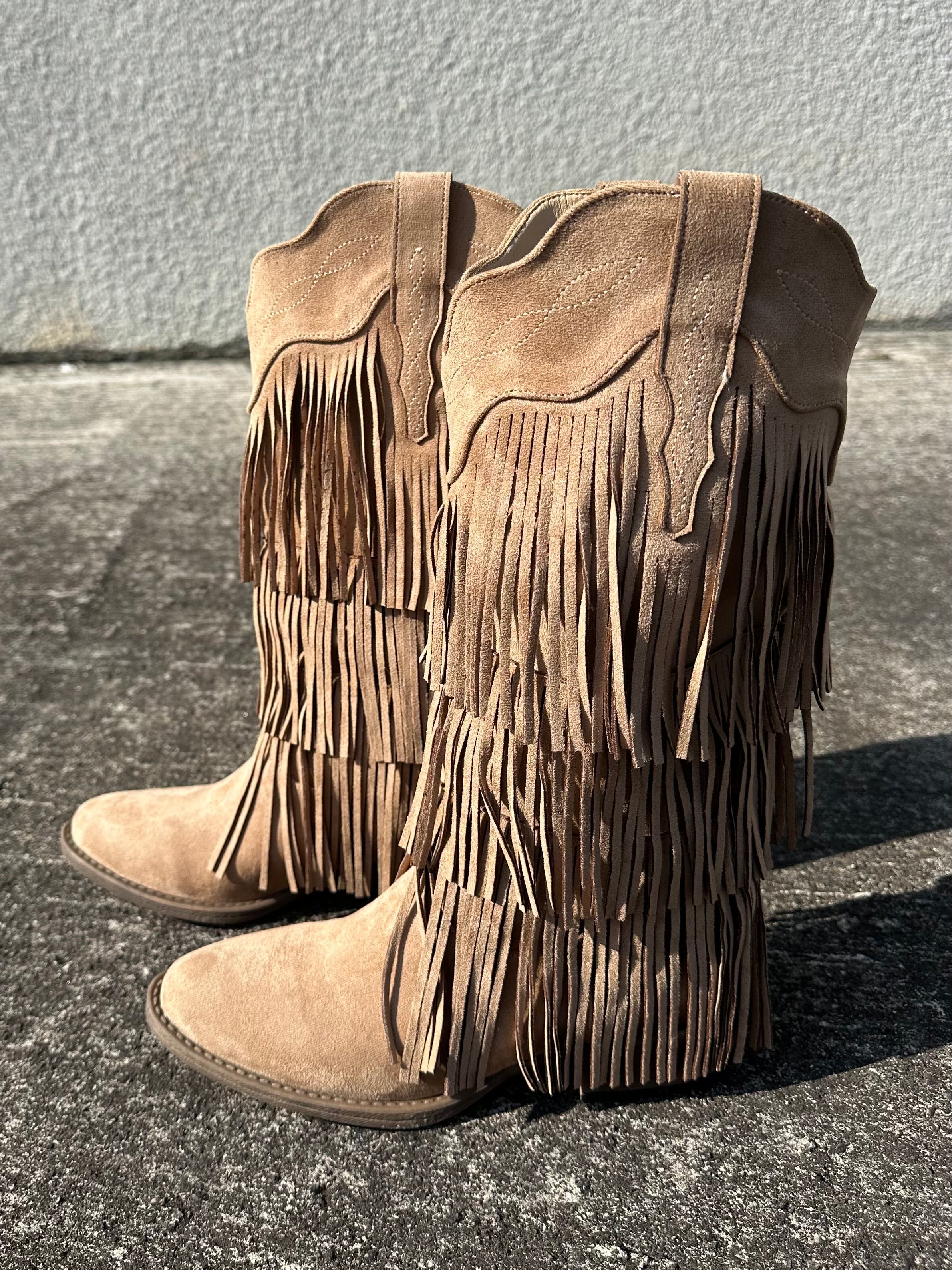 Saloon Fringe Boots