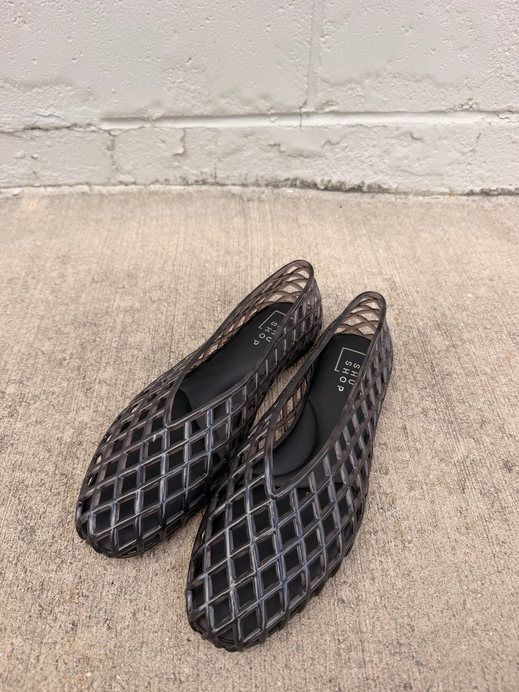 Alana Flats