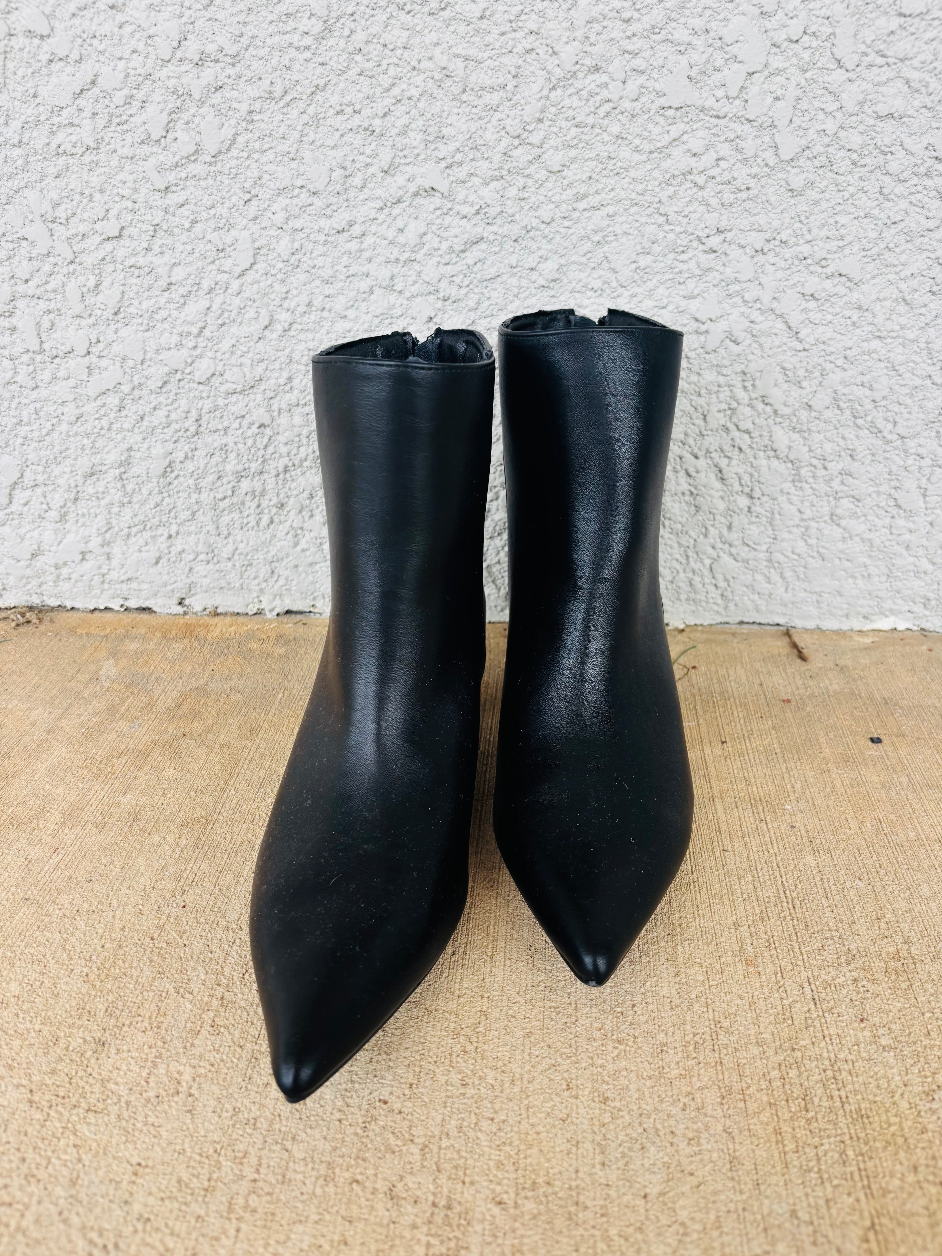 Genesis Bootie