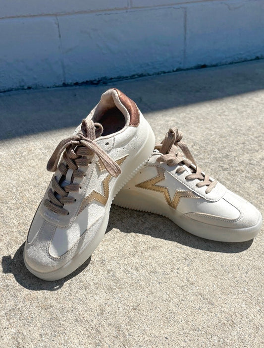 Peaches Sneaker - Gold