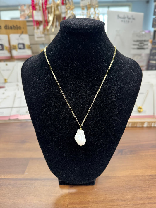 Baroque Pearl Necklace