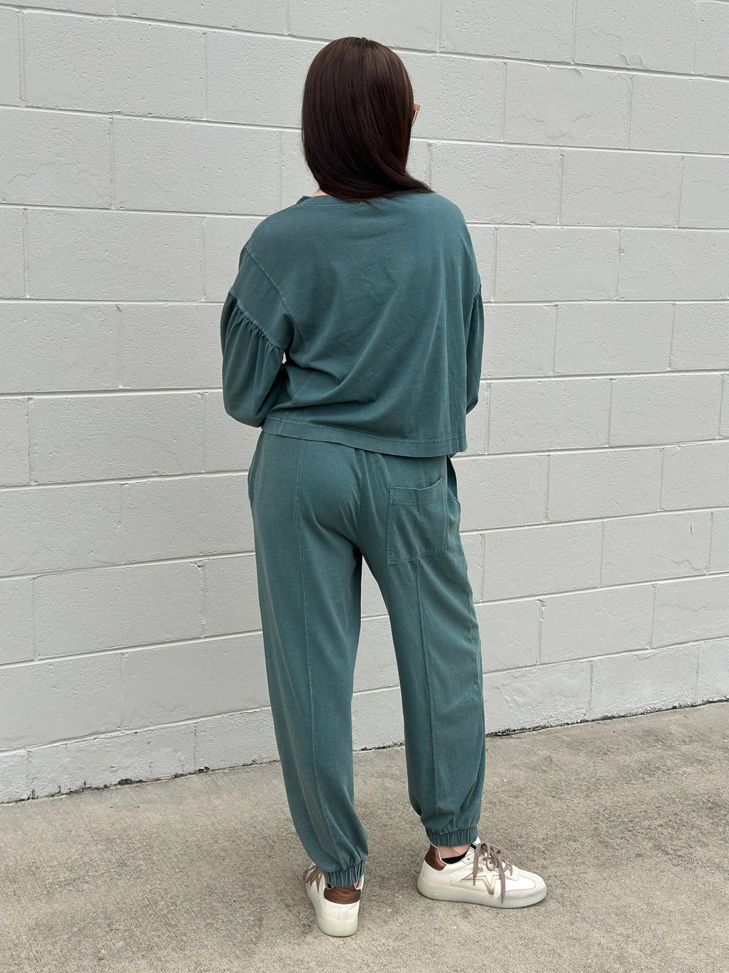 Renier Set Top