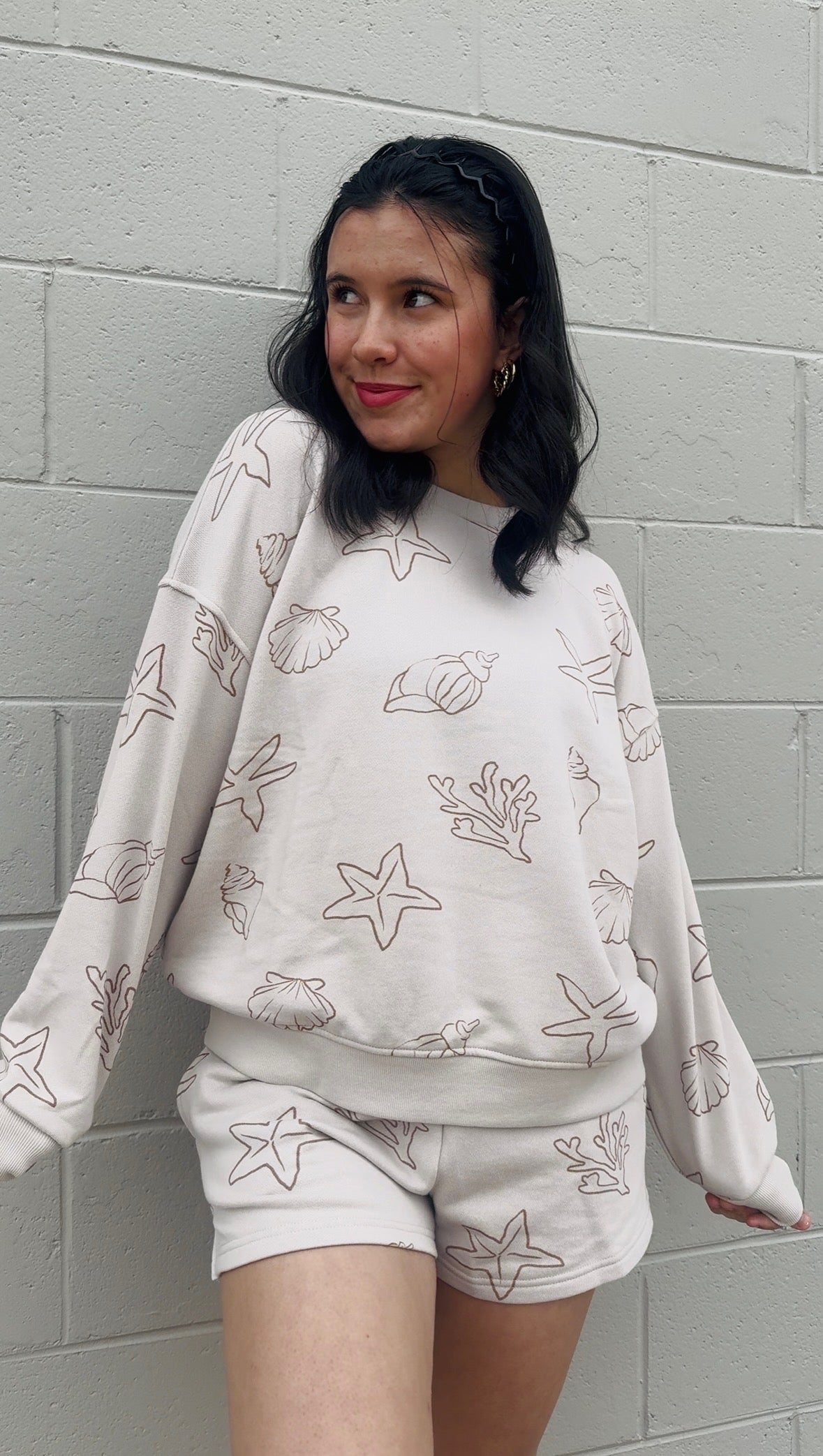 Alora Set Top