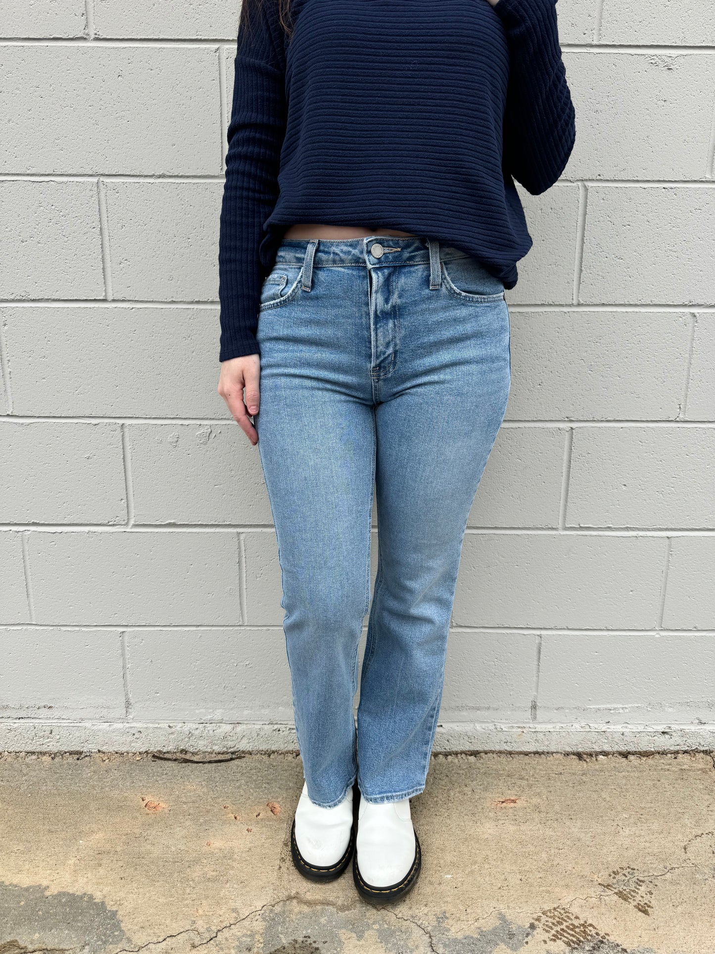 Slim Cropped Bootcut Jean