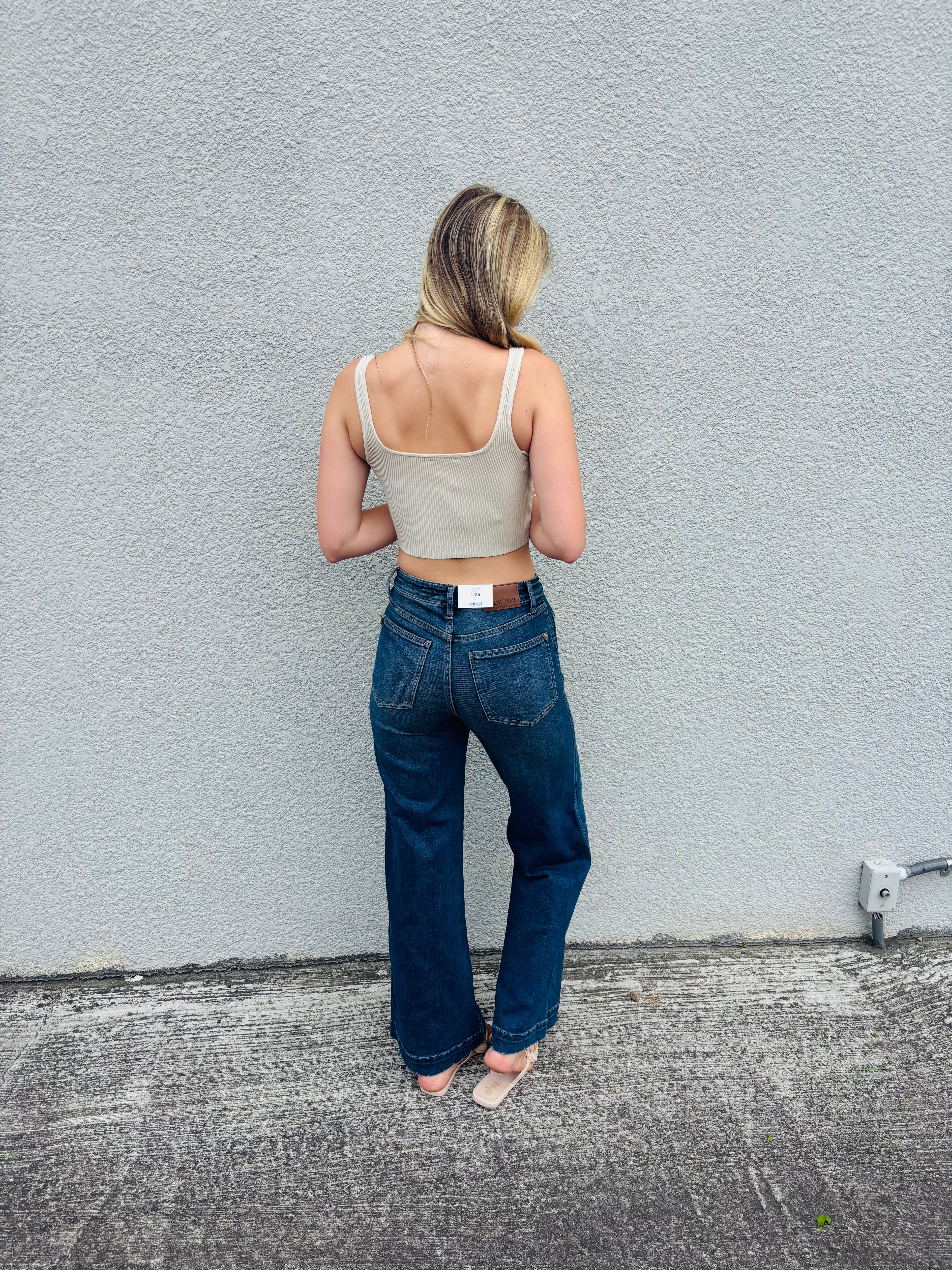 Lillith Crop Top