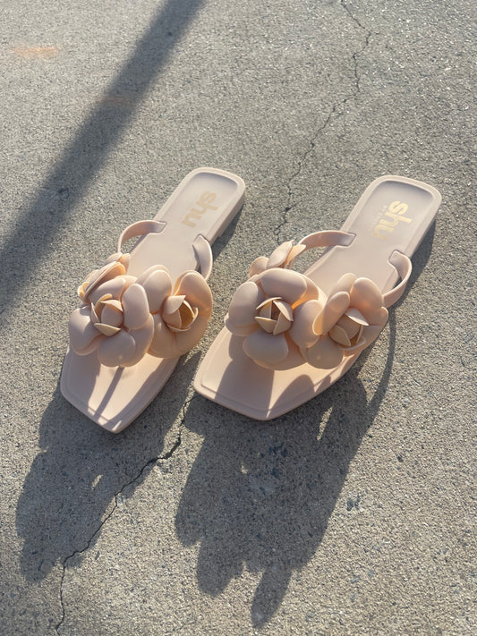 Dahlia Sandal