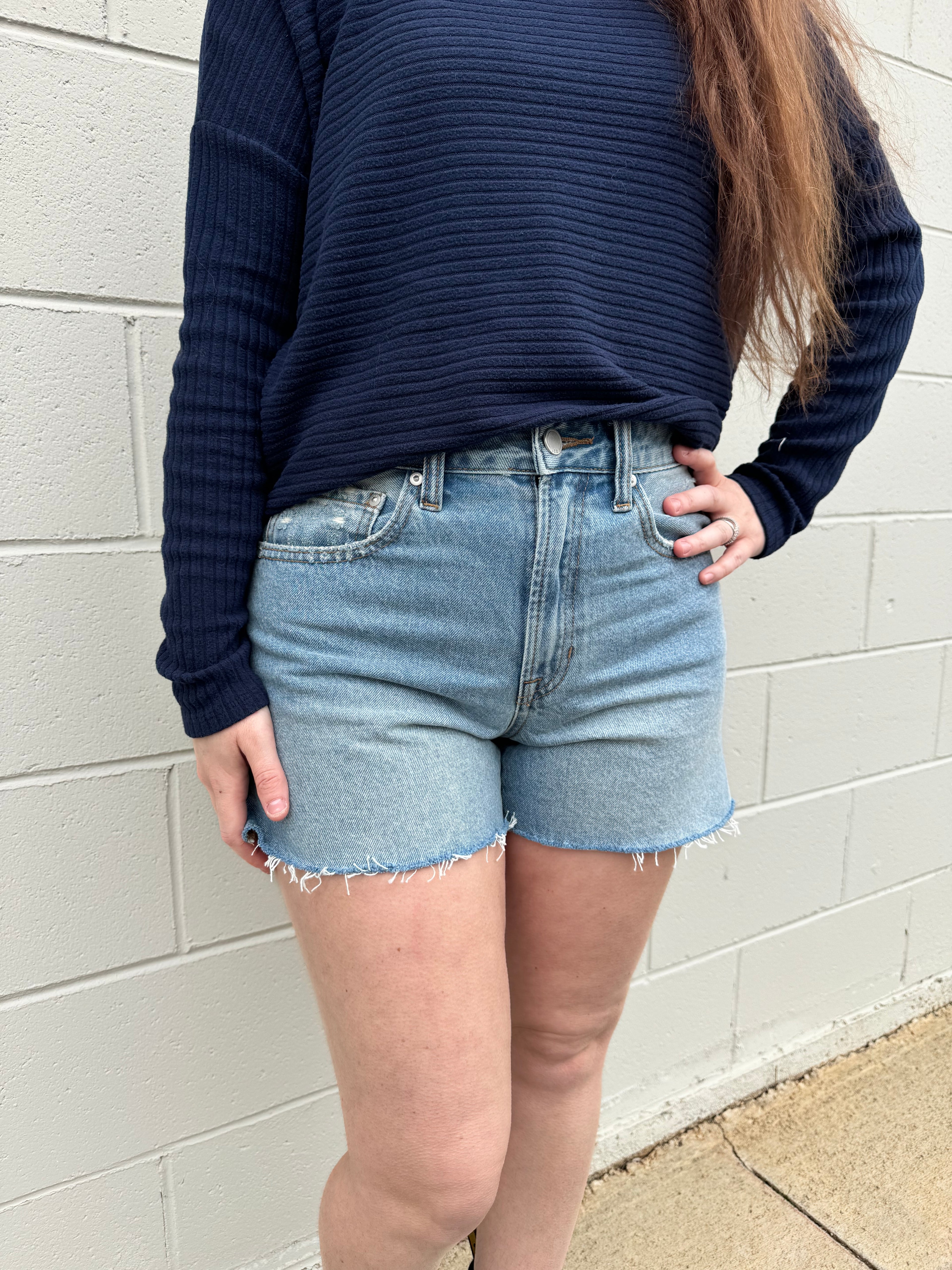 HR Side Slit Short