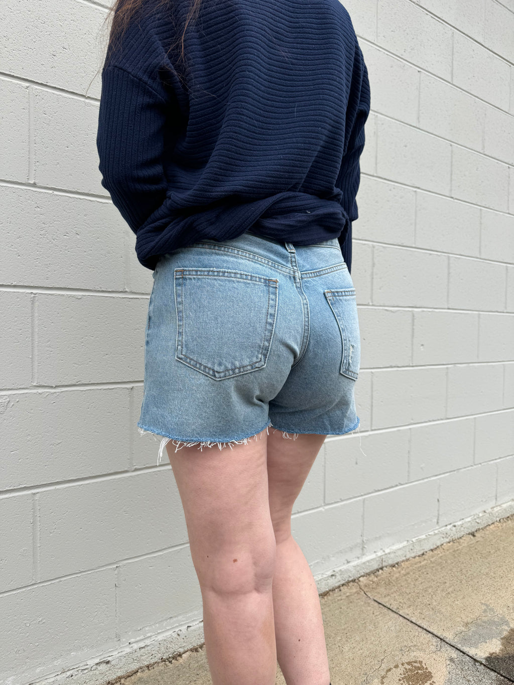 HR Side Slit Short