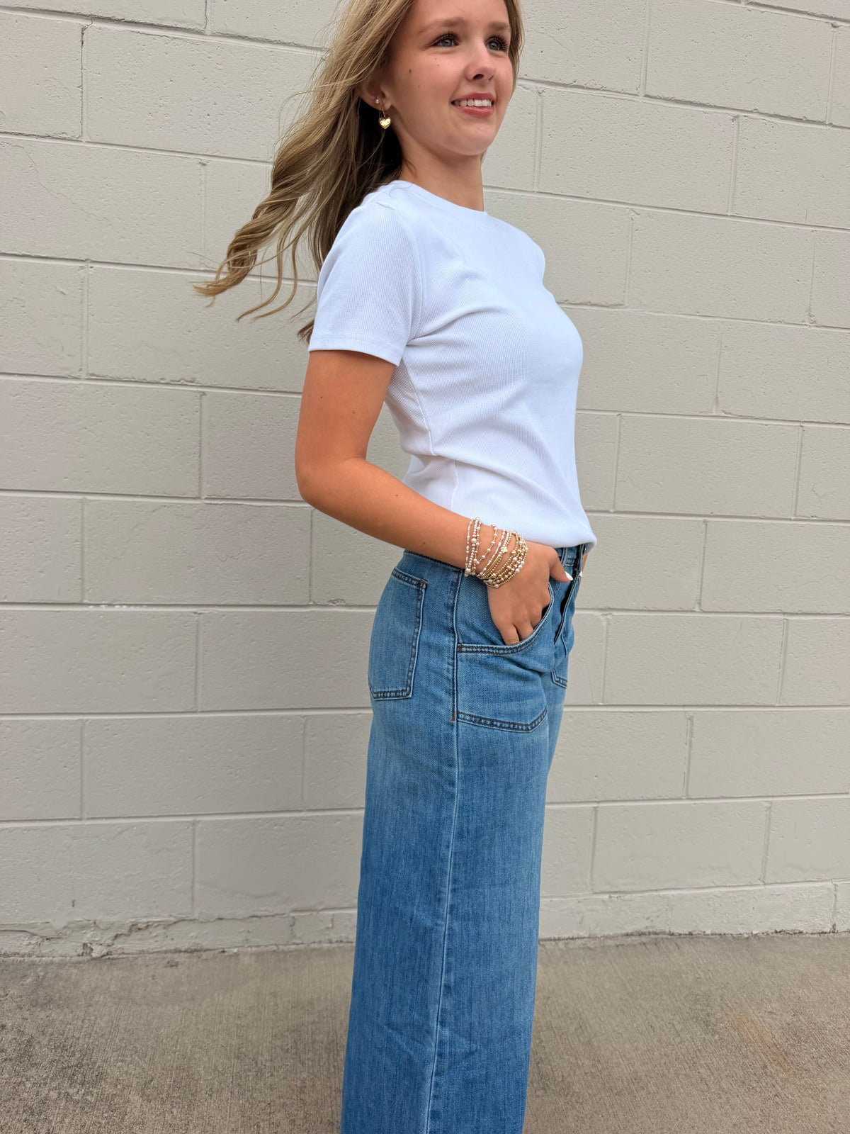 Annie Tee