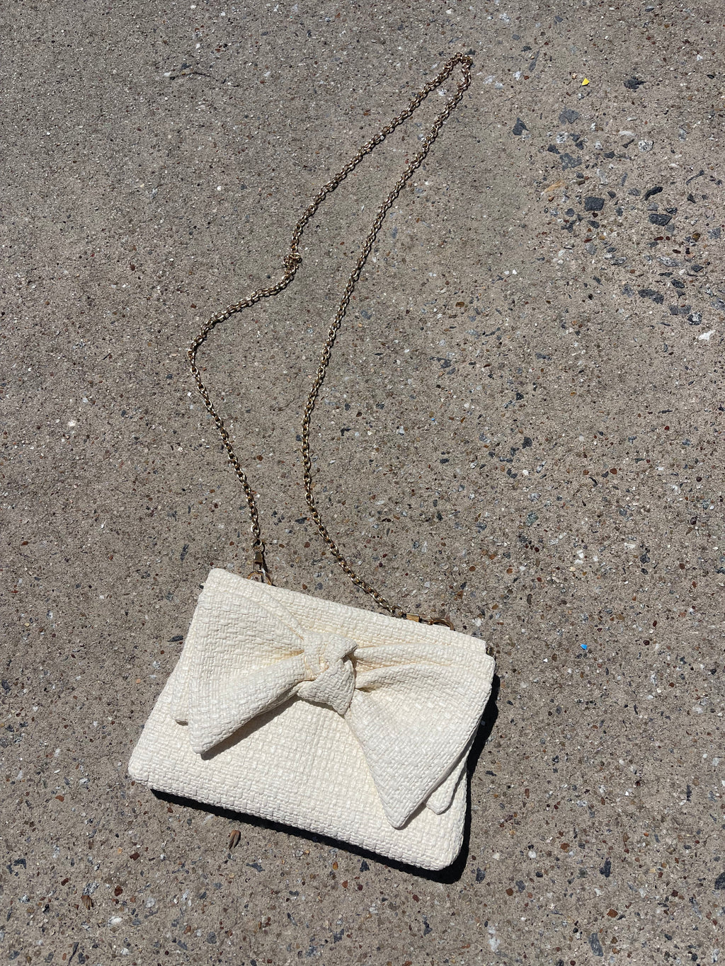 Vera Bow Clutch