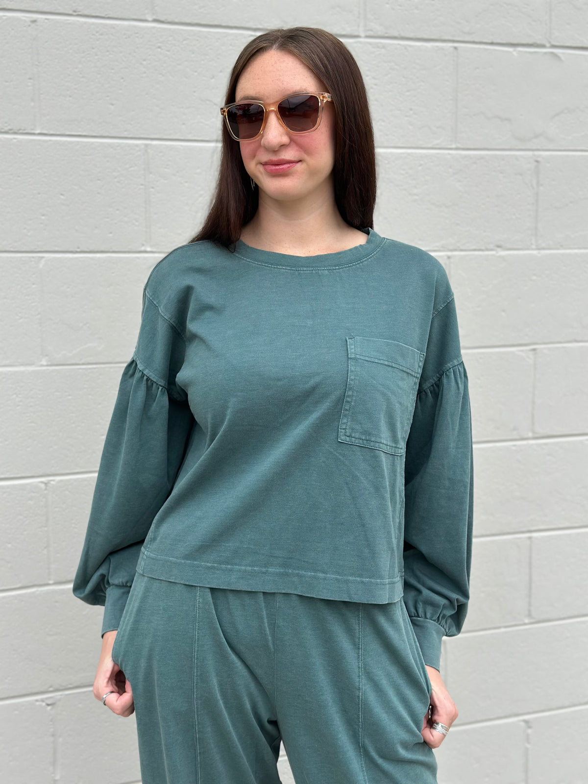Renier Set Top