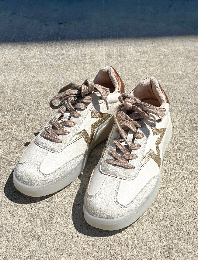 Peaches Sneaker - Gold