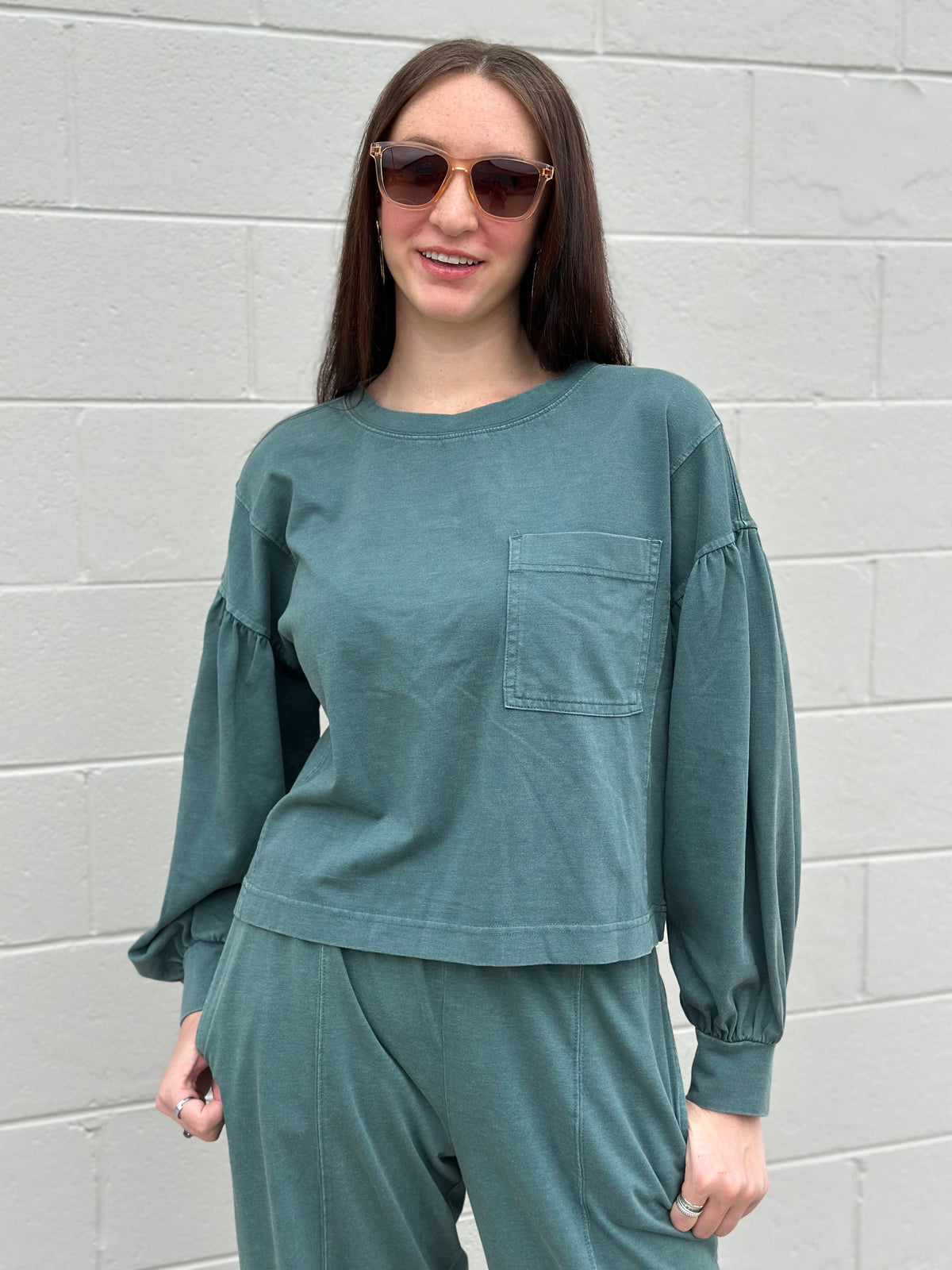 Renier Set Top