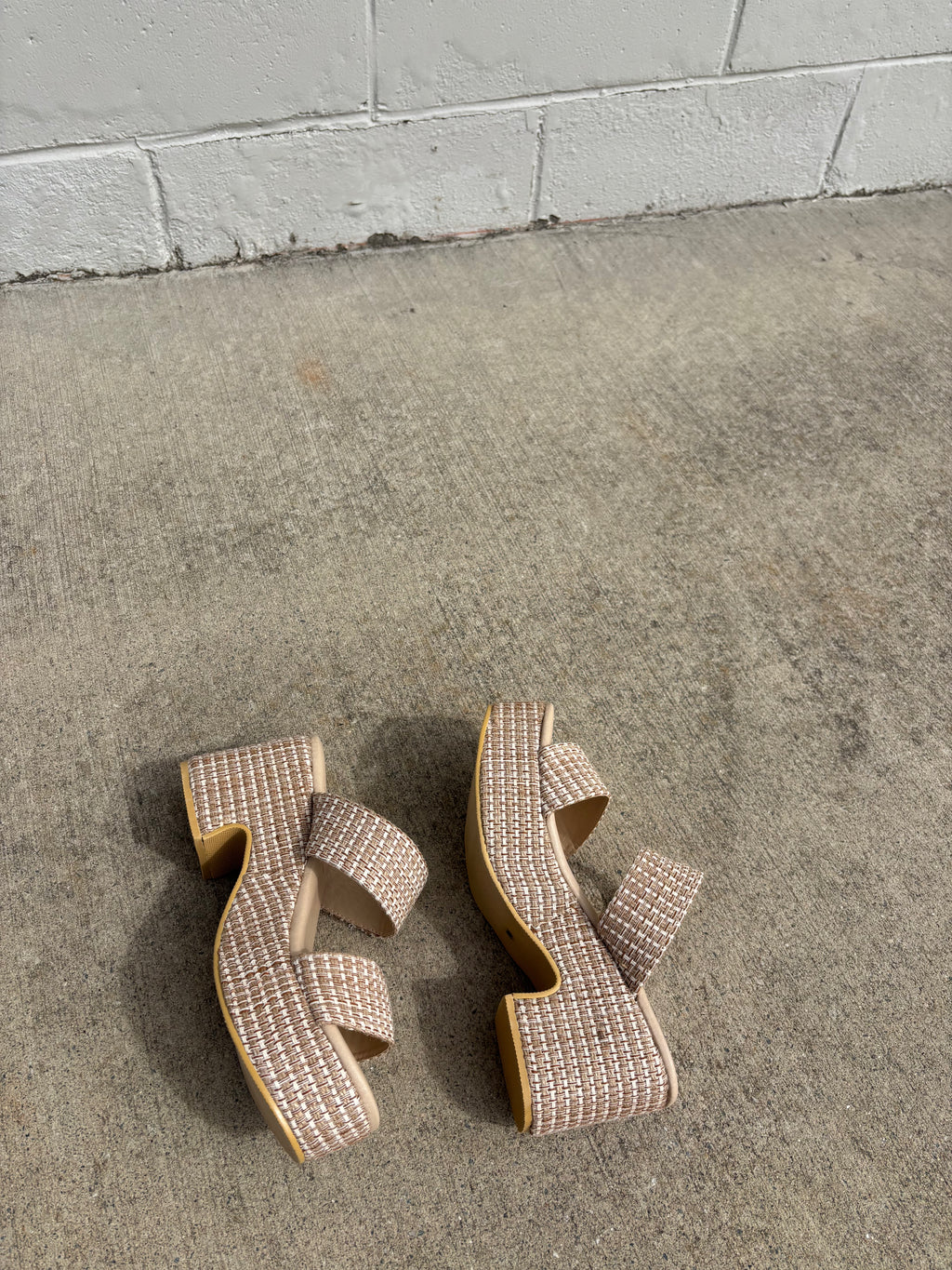 Ocean Avenue Tan Sandal