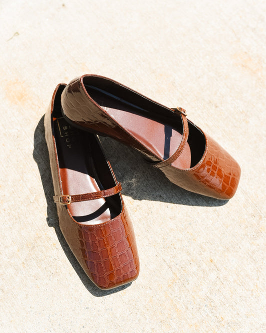 Adele Flats