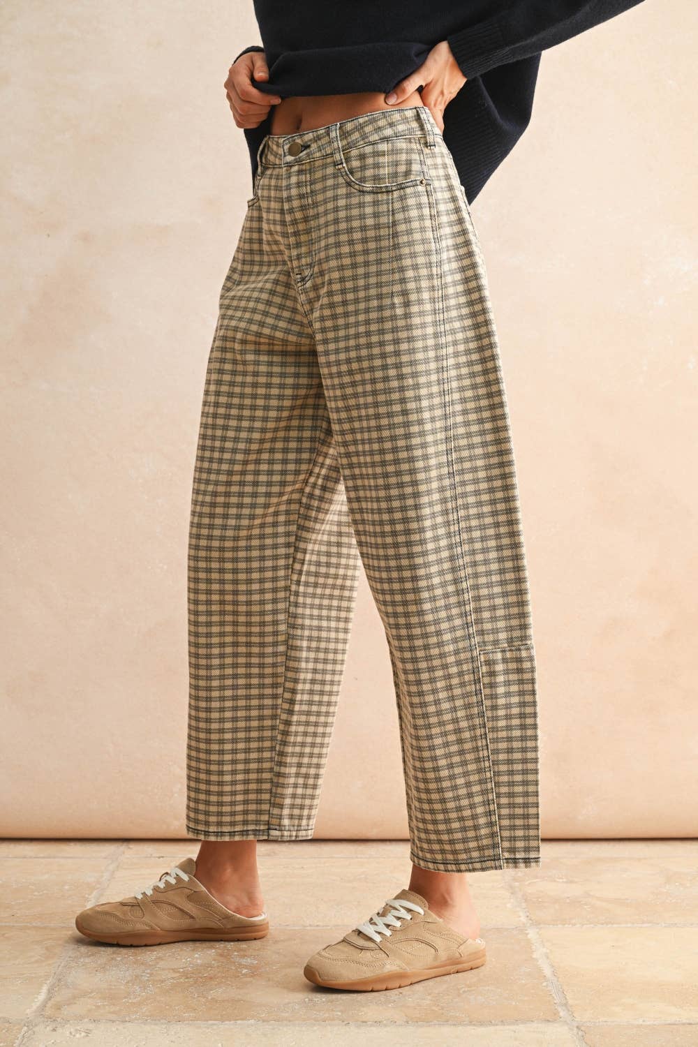 Ava Checkered Barrel Pants